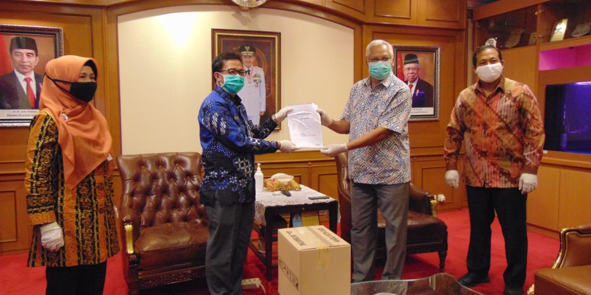 Delivery of covid, Personal protective aquipment