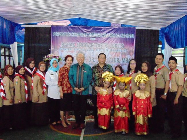 Tahir Foundation supports the renovation SDS Niaga Sari School Building 1